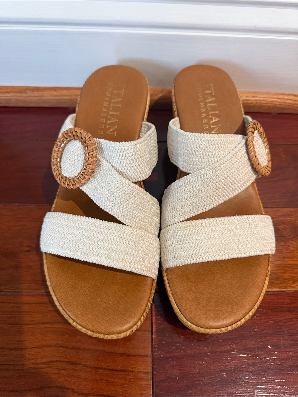 Italian Shoemakers Cream Woven Wedge Slides with Tan Footbed size 8 VGUC